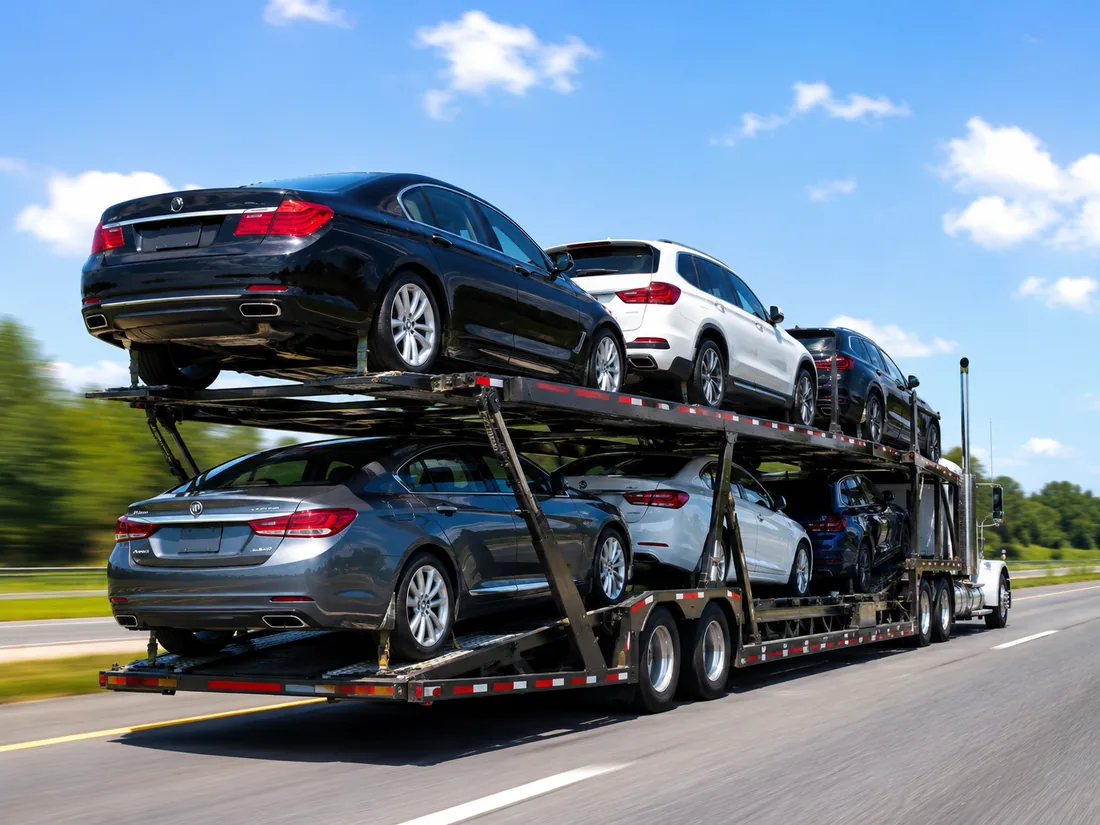 Heavy Equipment Transport handled by fully licensed, insured motor carriers, door to door.