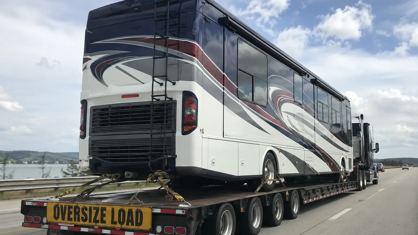 RV and Camper Transport handled by fully licensed, insured motor carriers, door to door.